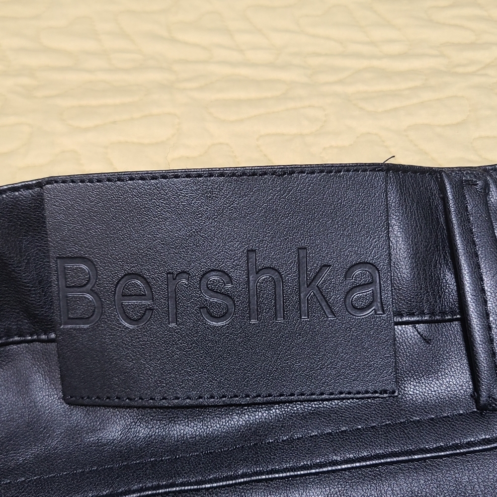 Bershka faux leather straight leg trouser pants size XL - Picture 11 of 16